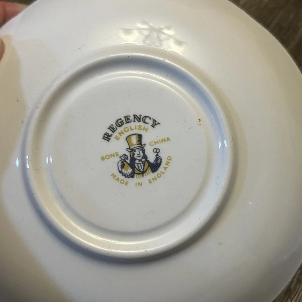 Regency English Bone China Teacup & Saucer Pansy Floral Gold Trim England VTG